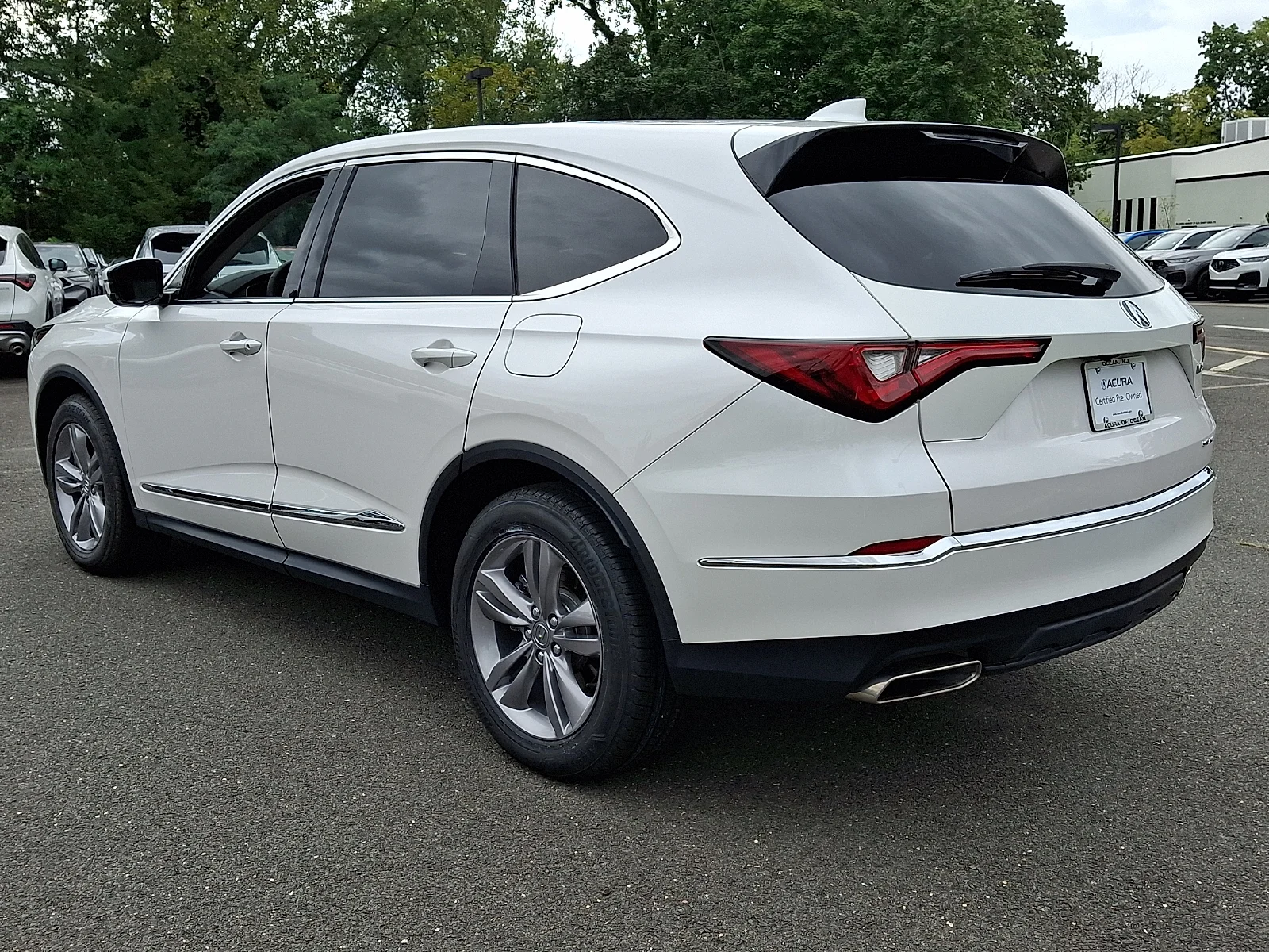 Certified Used 2024 Platinum White Pearl Acura SH-AWD image 4