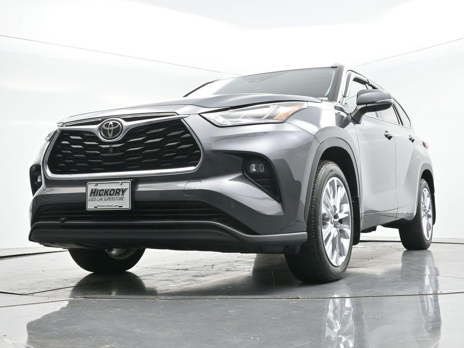 Used 2021 Magnetic Gray Metallic Toyota Limited image 45