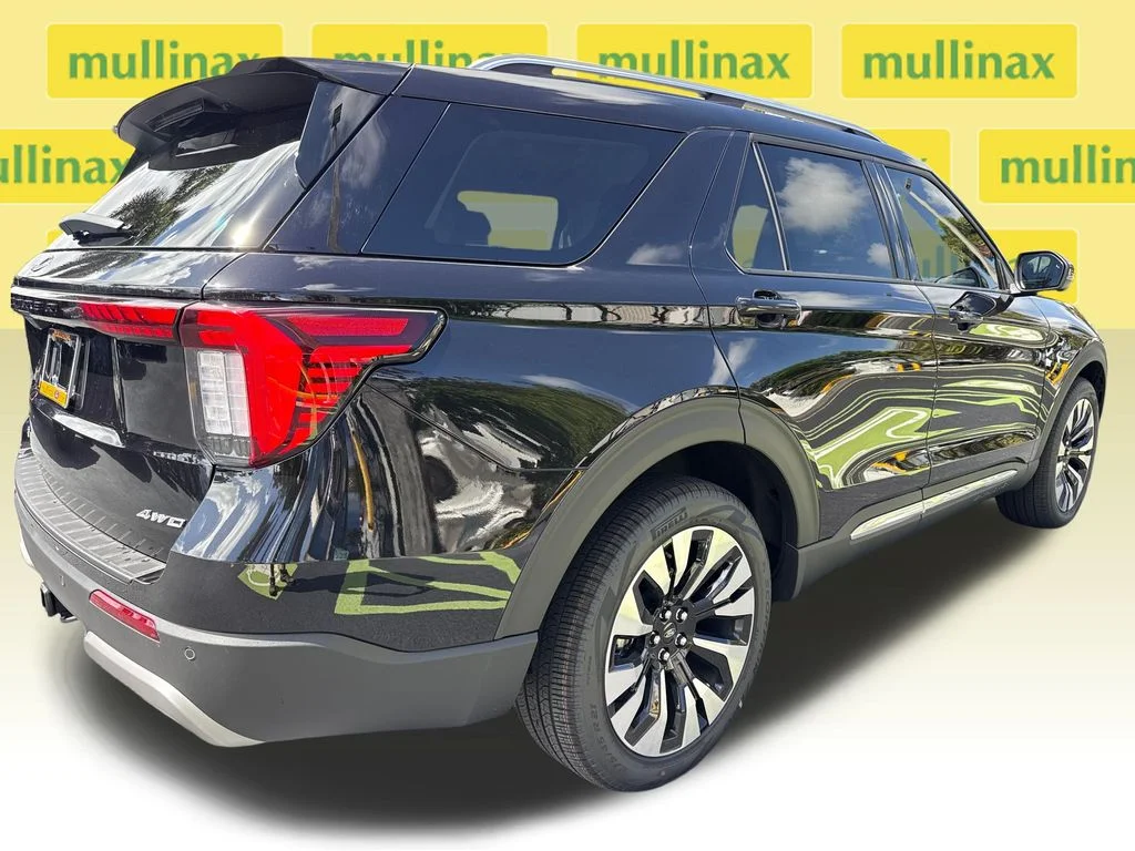 New 2026 Black Ford Platinum image 14