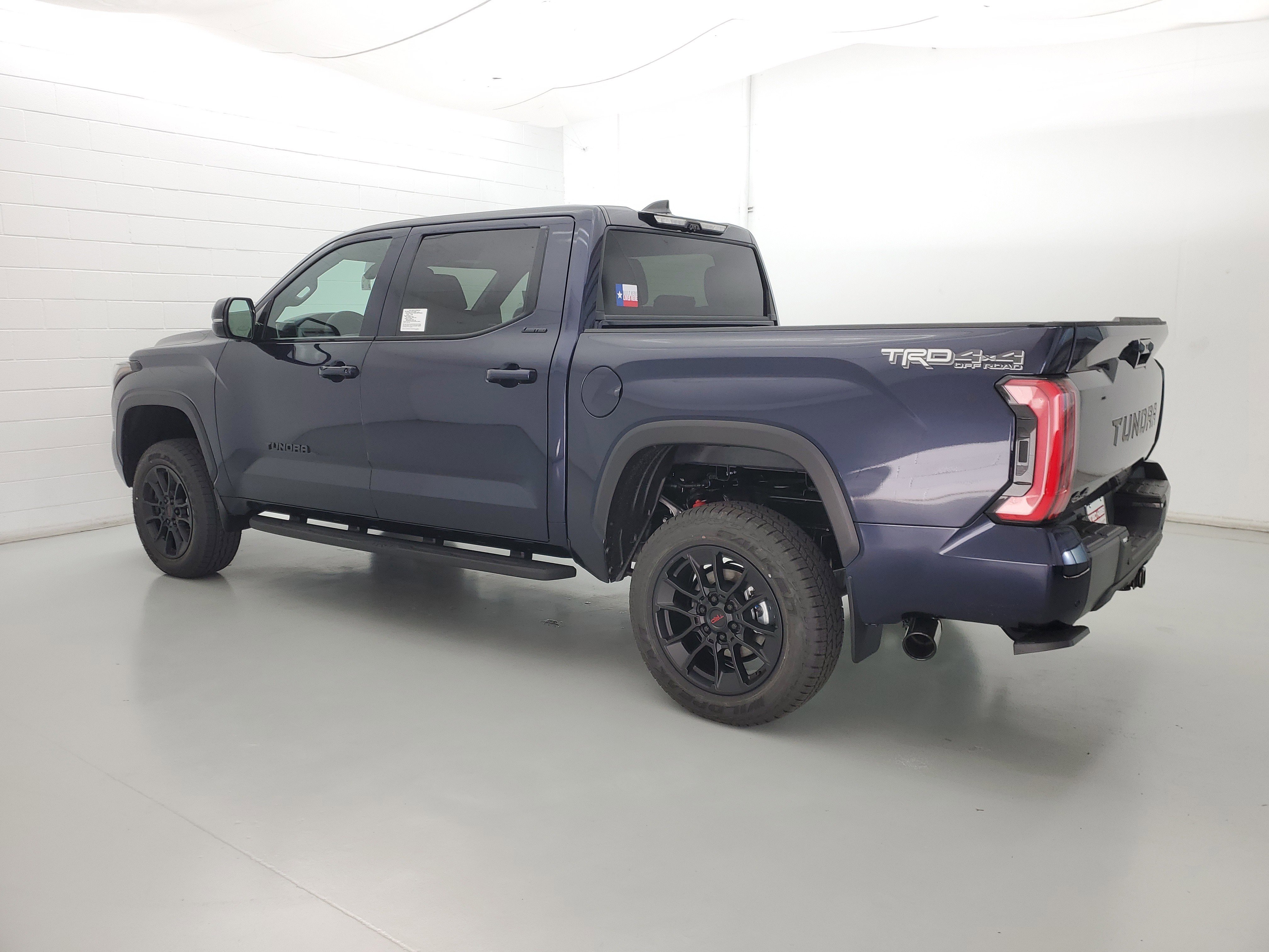 2026 Toyota Tundra Limited - Photo 7