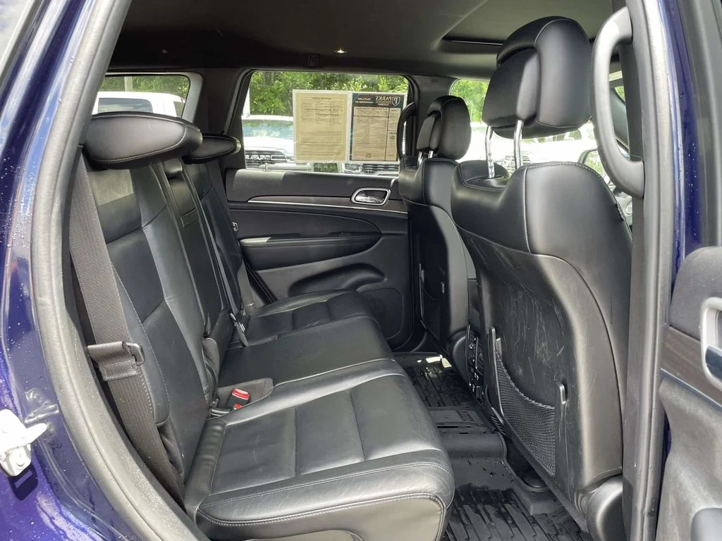 Used 2018 Blue Jeep Limited image 18