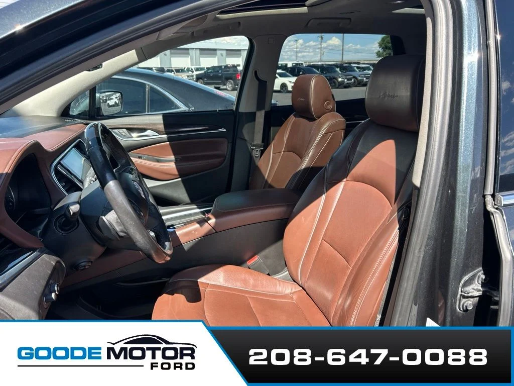Used 2018 Dark Slate Metallic Buick Avenir image 5