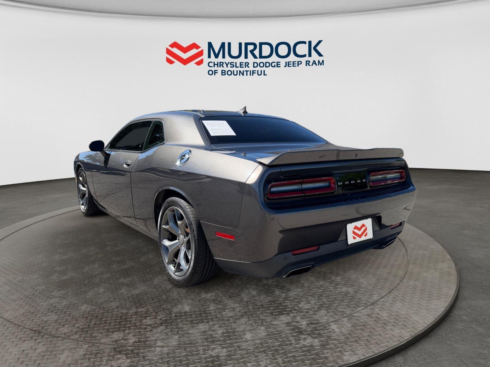 Used 2015 Granite Crystal Metallic Clearcoat Dodge SXT Plus image 3