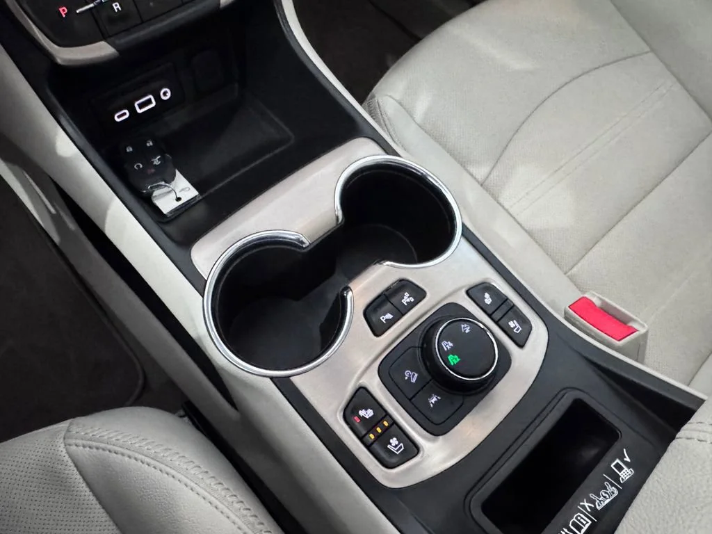 2023 GMC Terrain Denali - Photo 23