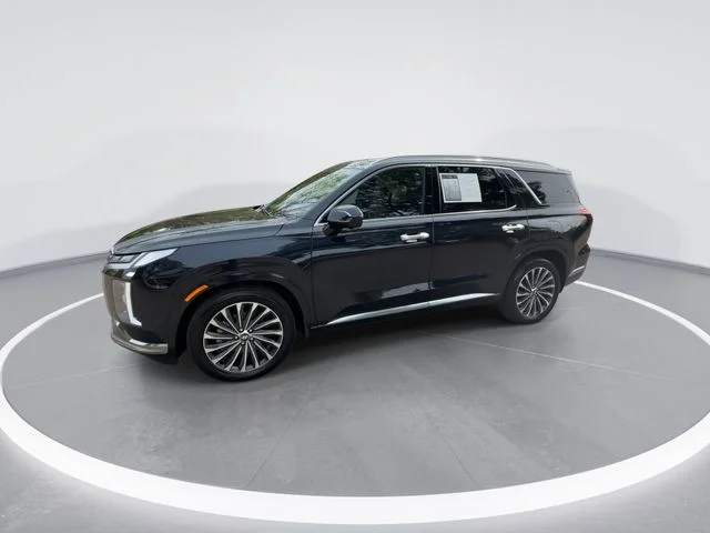 Used 2024 White Hyundai Calligraphy image 4
