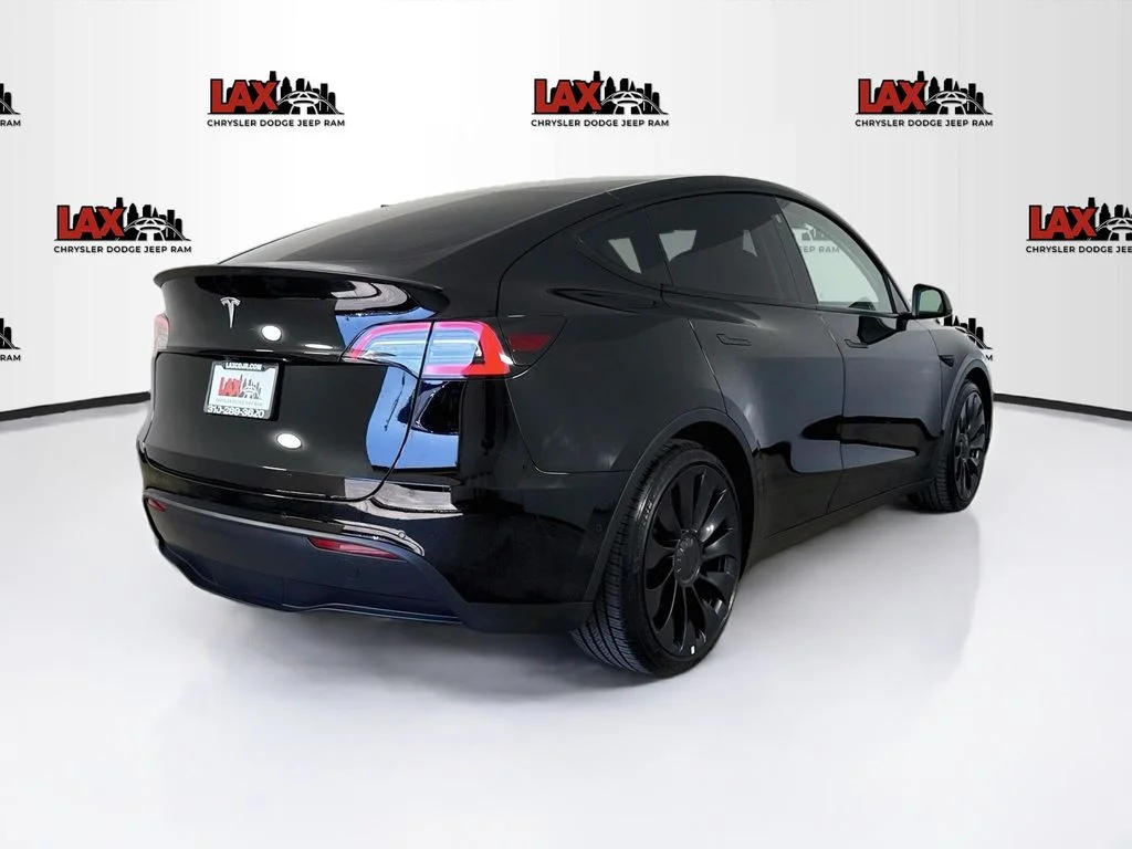 Used 2022 Black Tesla Performance image 7