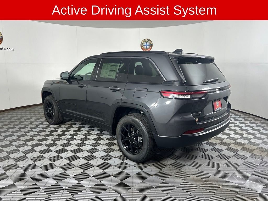 New 2026 Baltic Gray Metallic Clearcoat Jeep Altitude image 19