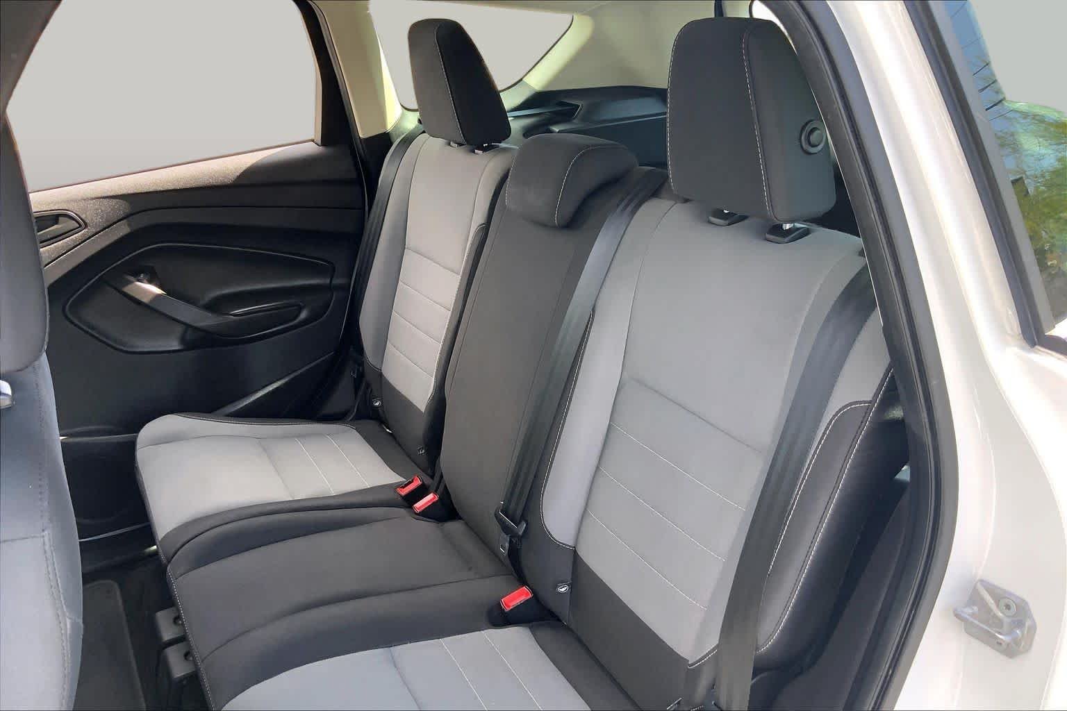 Used 2017 Oxford White Ford S image 18