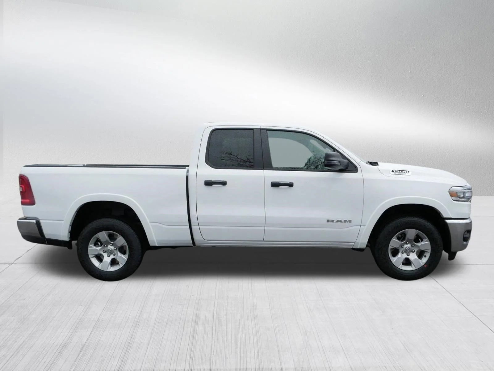 New 2026 Bright White Clear-Coat Exterior Paint RAM Big Horn image 8