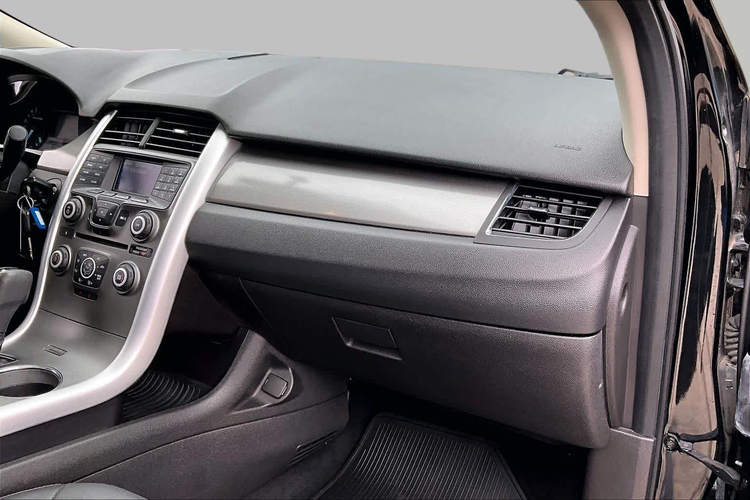 Used 2012 Tuxedo Black Metallic Ford SEL image 19