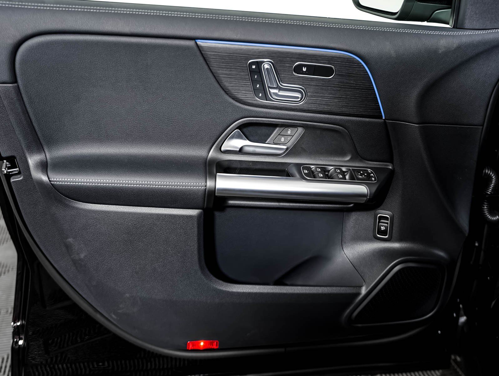 New 2026 Night Black Mercedes-Benz GLA 250 image 22