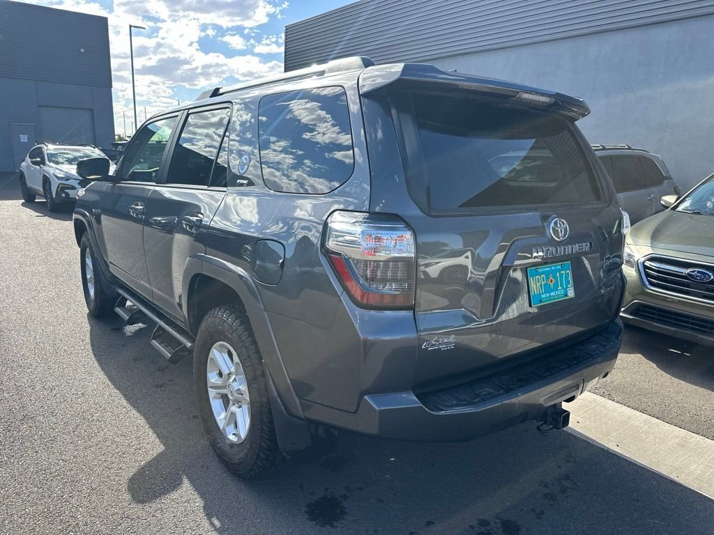 Used 2020 Gray Toyota SR5 image 9