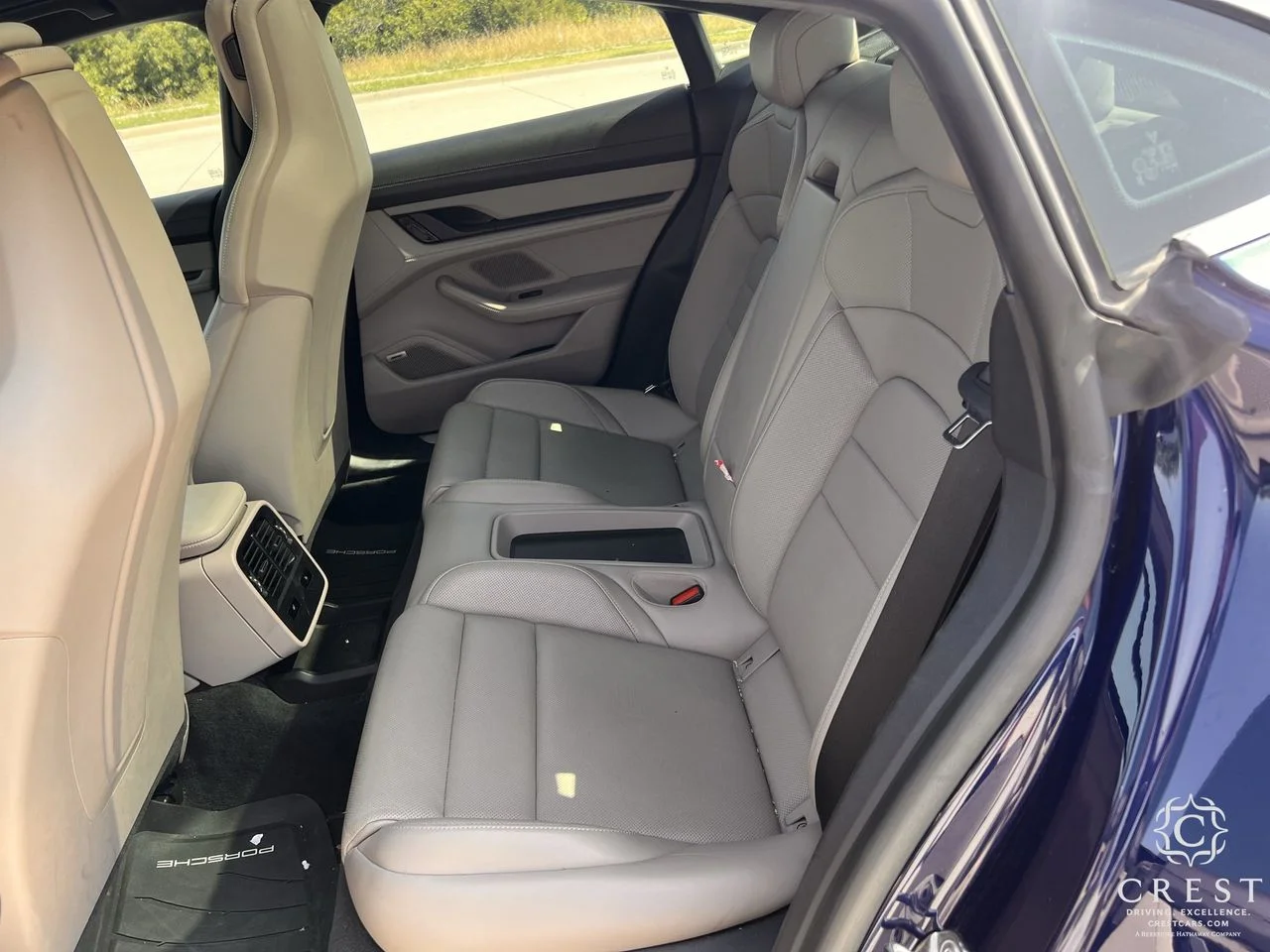Used 2020 Gentian Blue Metallic Porsche Turbo image 29