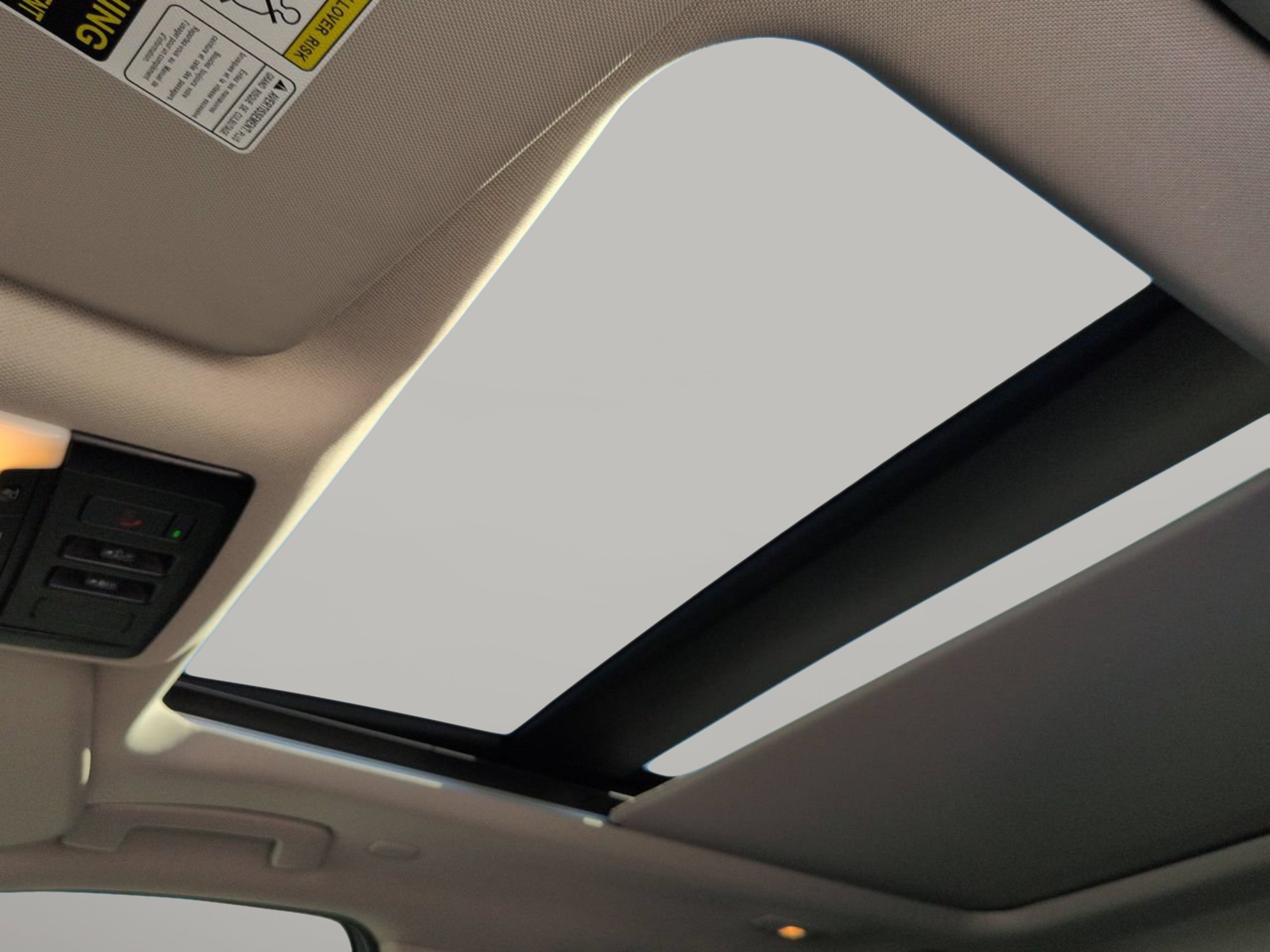 Used 2023 Pearl White Tricoat Nissan SV image 19