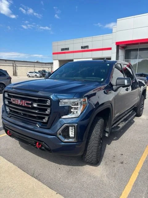 2020 GMC Sierra 4WD Crew Cab Short Box AT4's photo