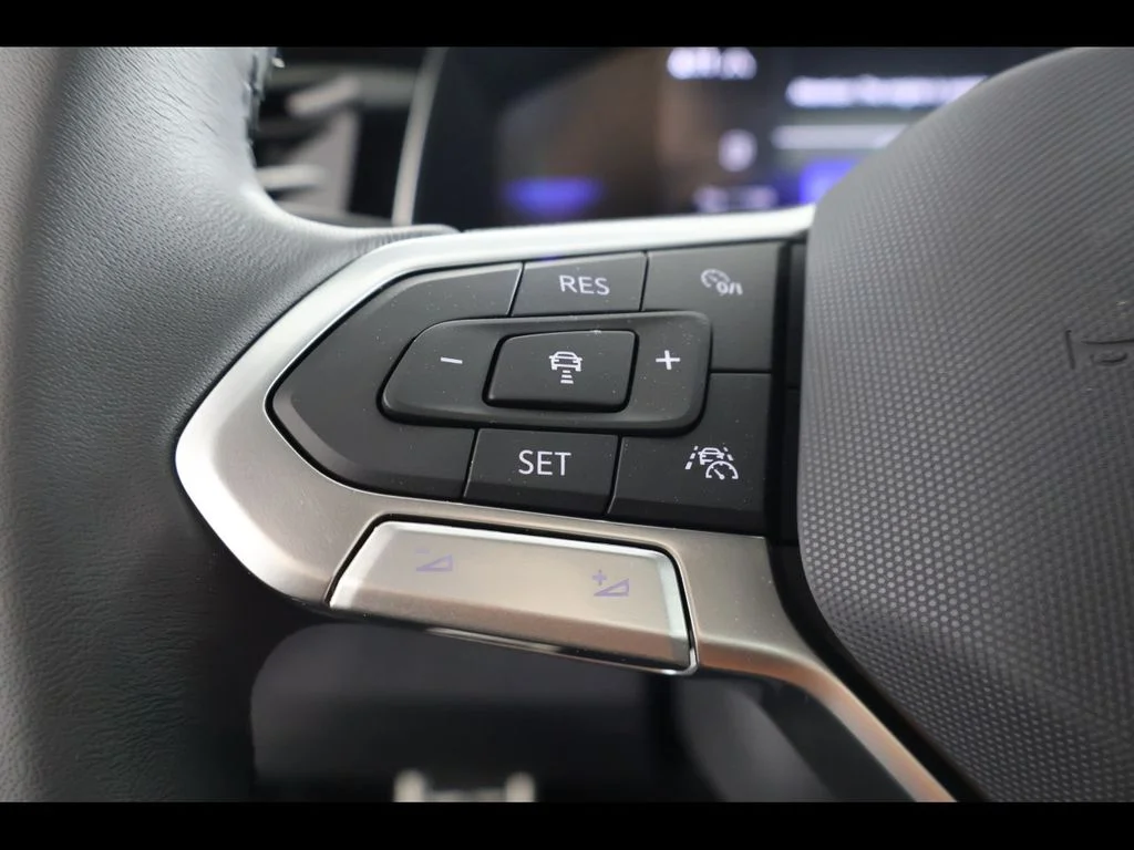 New 2026 White Volkswagen 1.5T Sport image 21