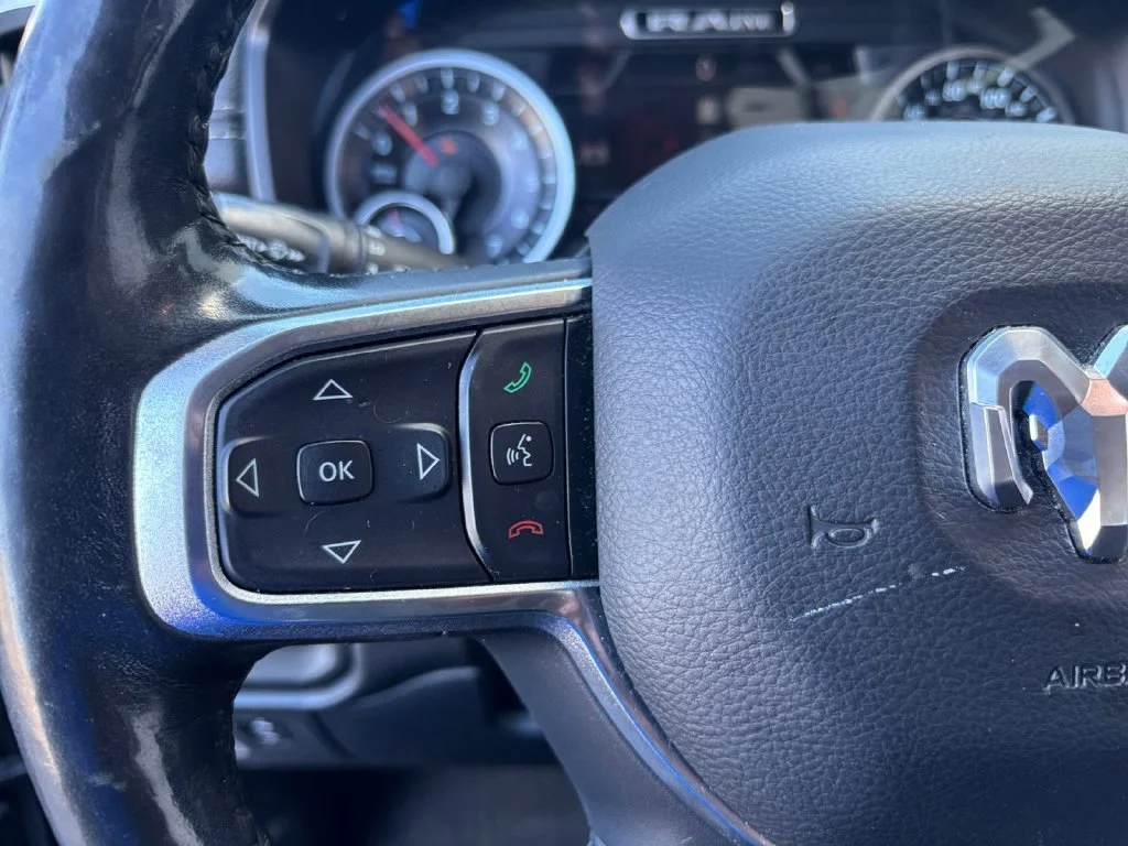 Used 2019 Black Ram Laramie image 31