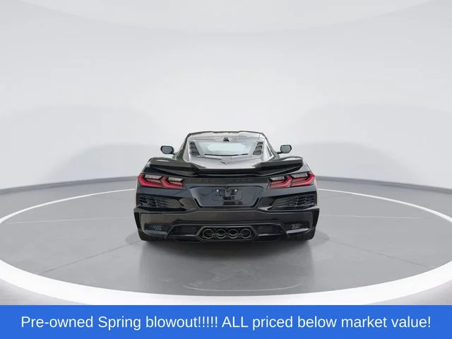 Used 2025 Black Chevrolet Z06 image 7