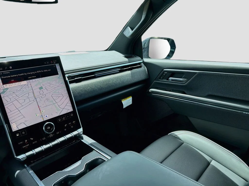Used 2026 Ocean GMC Elevation image 25