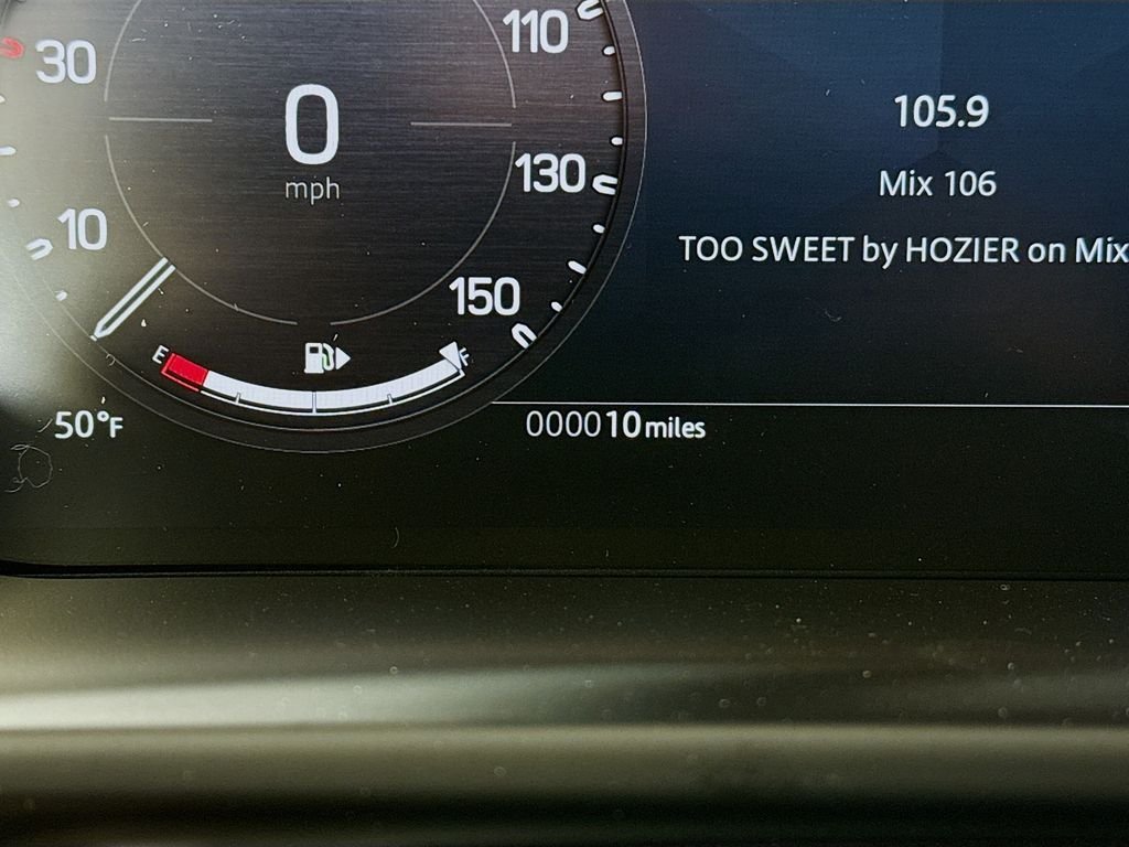 New 2026 Gondwana Stone LAND ROVER X-Dynamic SE image 13
