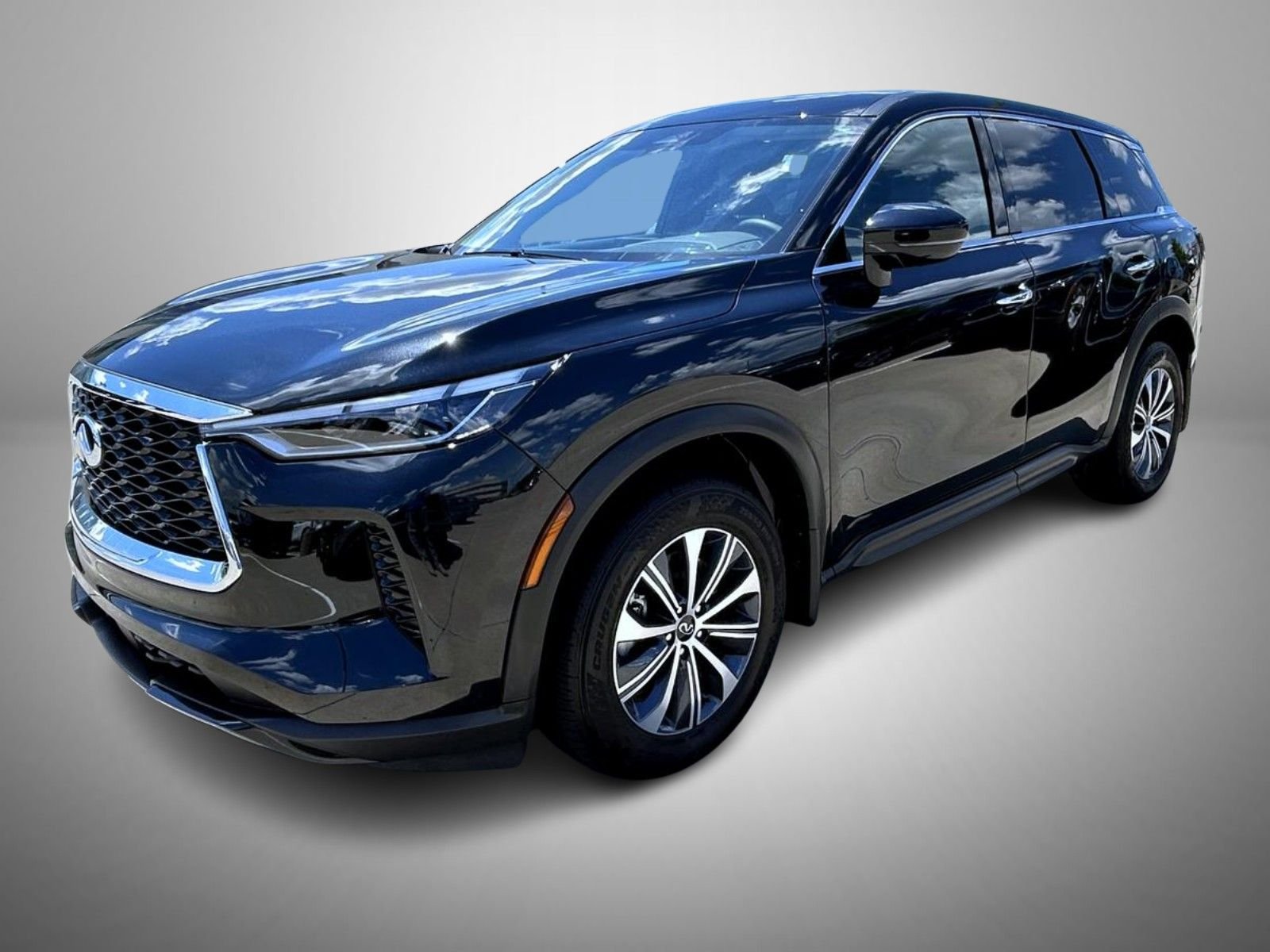 Used 2025 Black INFINITI PURE image 1