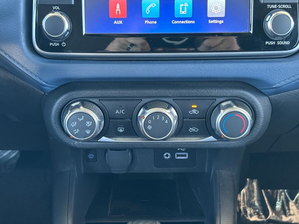 2025 Nissan Versa Sedan SV - Photo 15