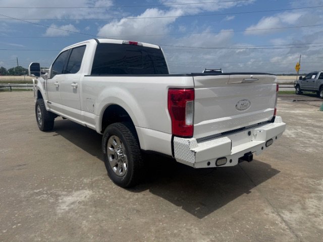 Used 2018 White Ford LARIAT image 3