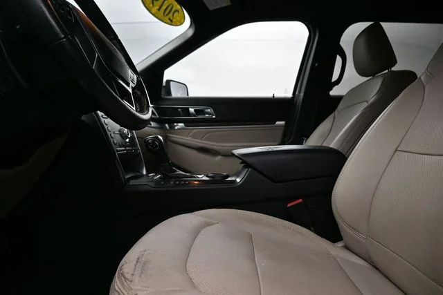 2019 Ford Explorer Limited - Photo 18