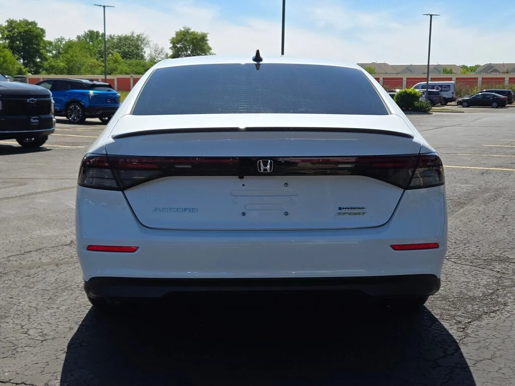 Used 2025 White Honda Sport image 14