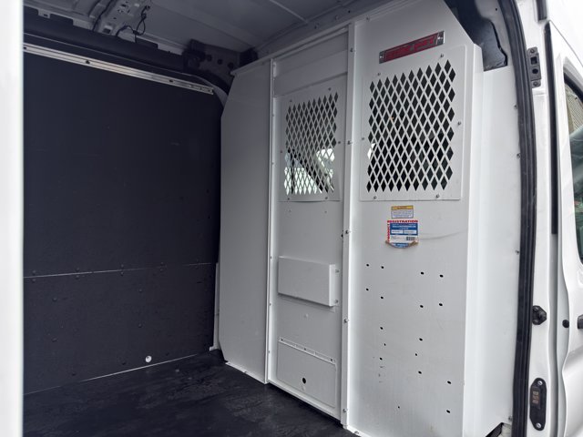 Used 2025 White Ford  image 21
