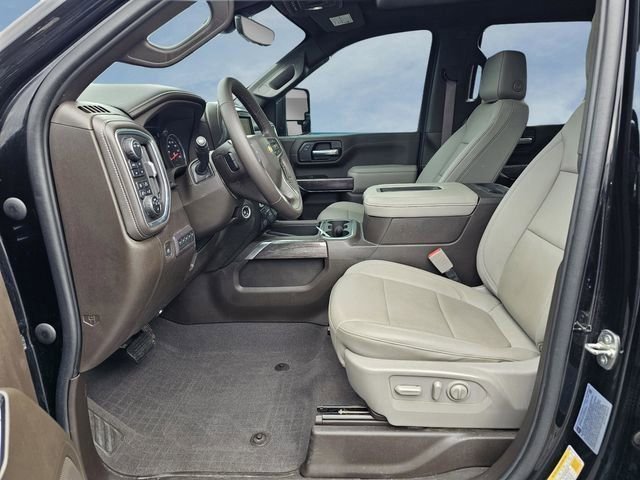 Used 2022 Black Chevrolet LTZ image 15