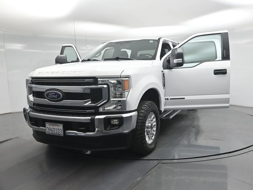 Certified Used 2021 White Ford XLT image 27