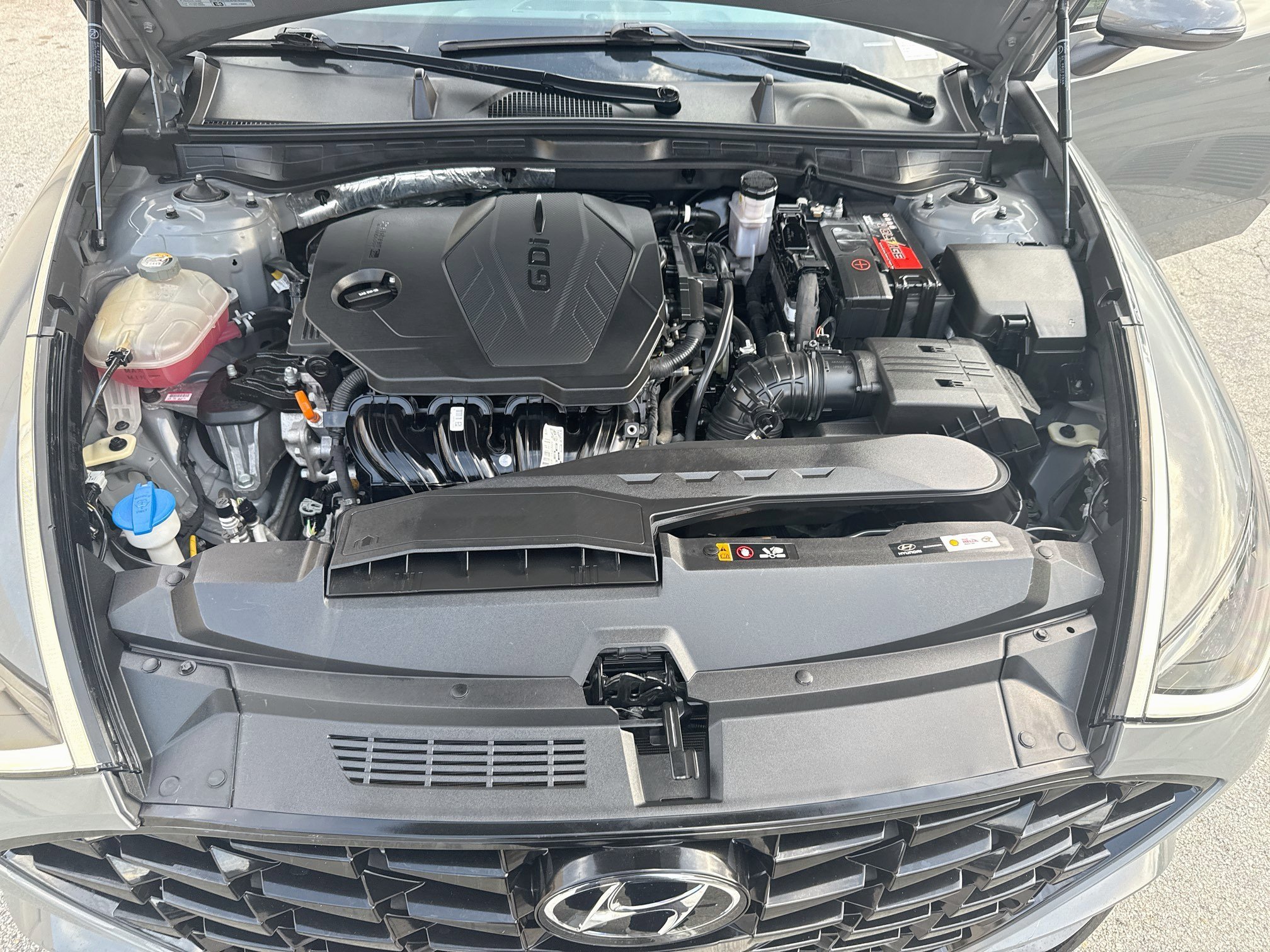 Used 2023 Hampton Gray Hyundai SEL image 33