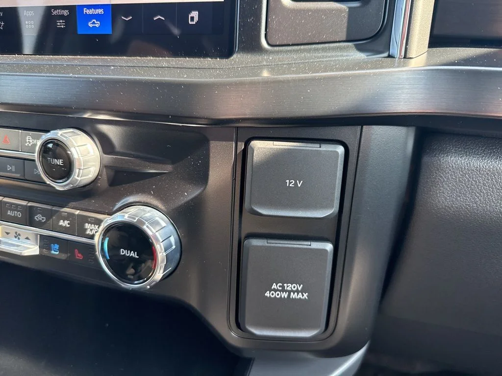 New 2026 Oxford White Ford F-250® Lariat® image 37
