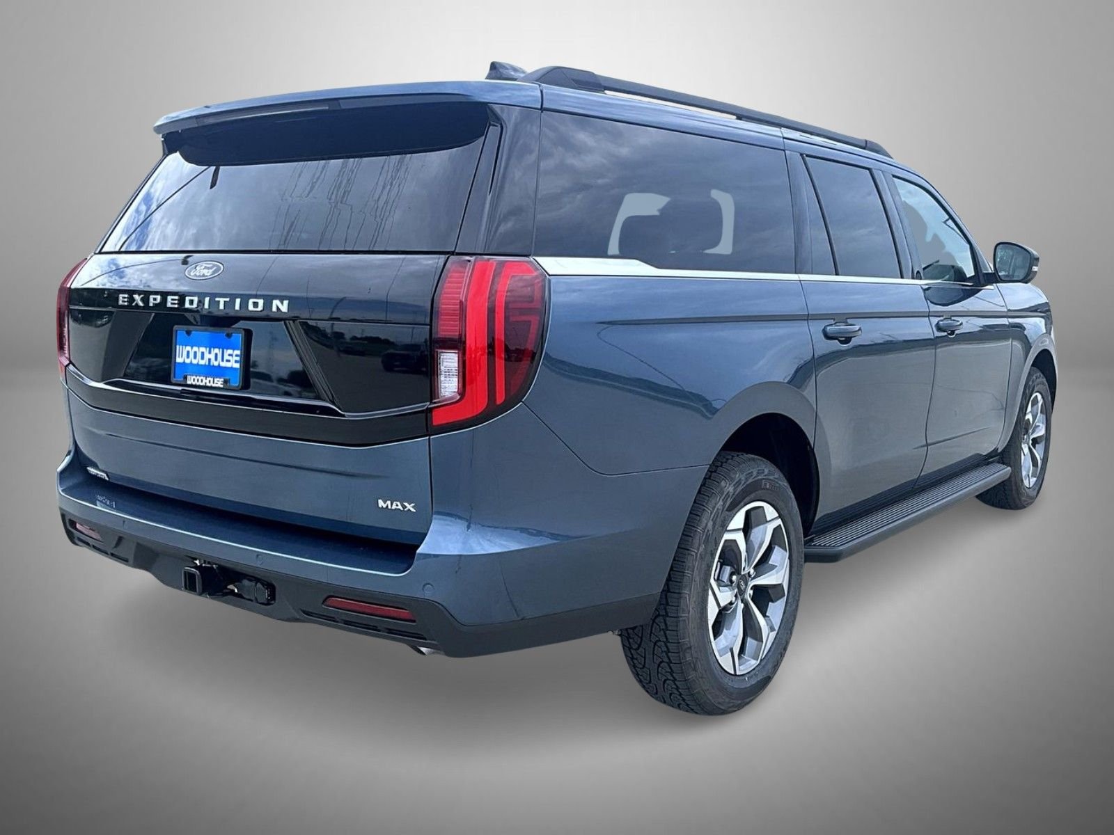 New 2027 Nocturnal Blue Metallic Ford Active image 5