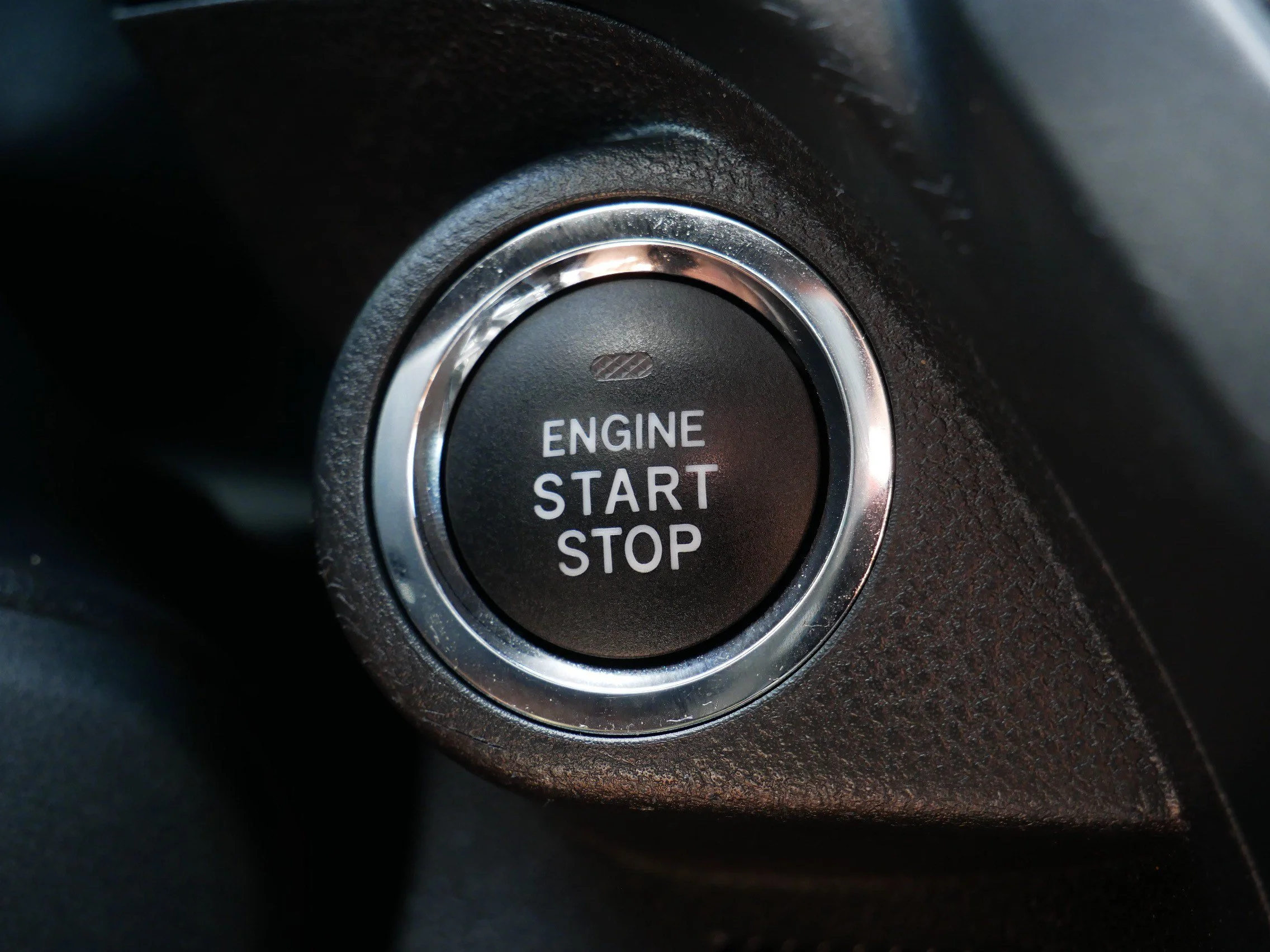 Used 2025 Magnetite Gray Metallic Subaru Premium image 28