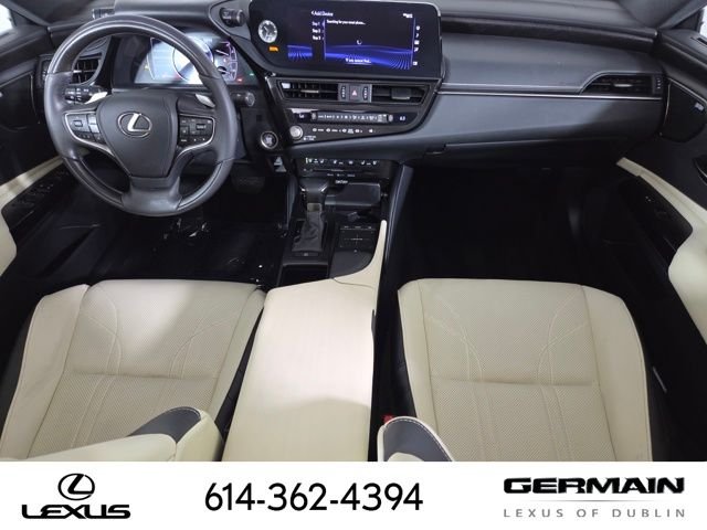 Used 2022  Lexus 250 image 28