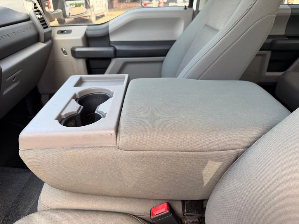 Used 2021 White Ford XL image 27