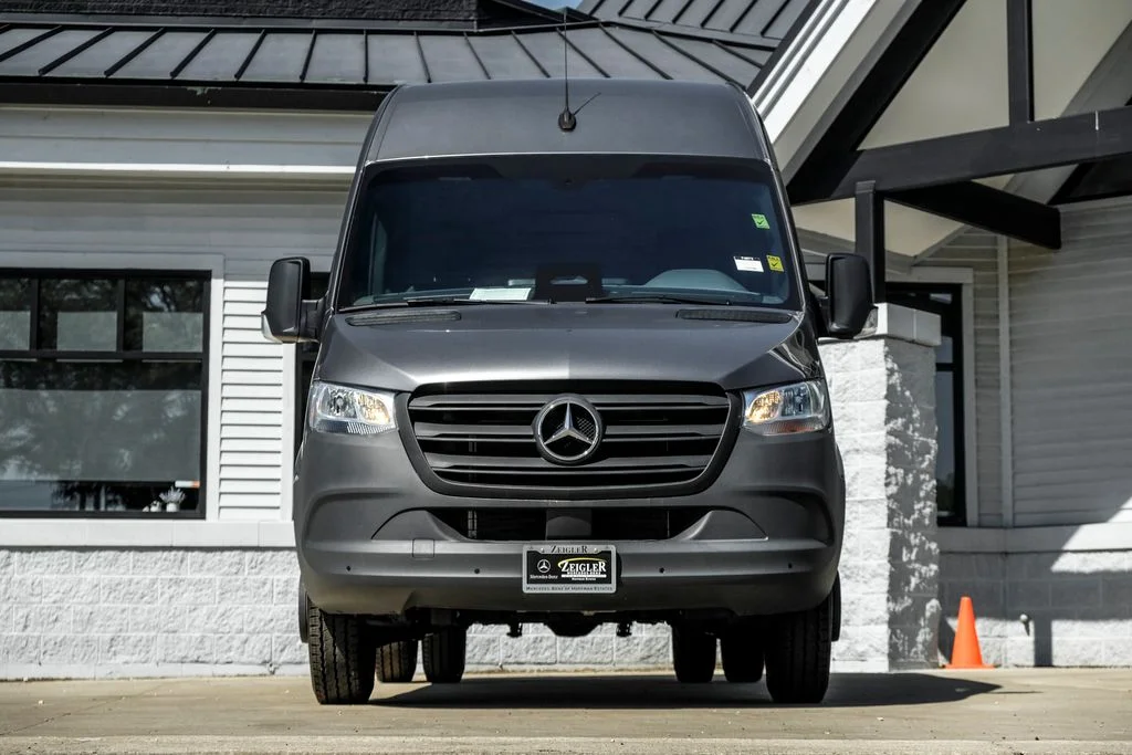 Used 2025 Selenite Gray Metallic Mercedes-Benz Cargo 144 WB image 5