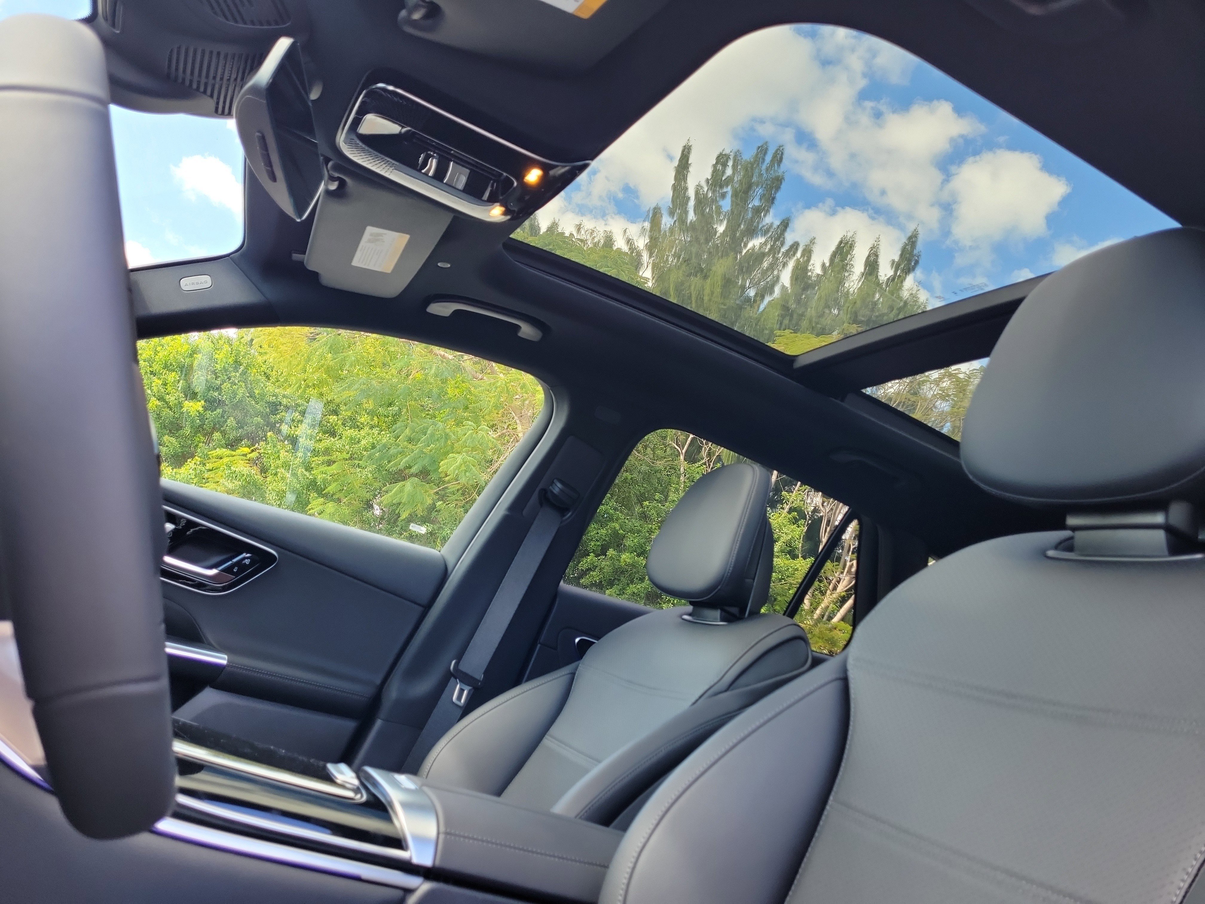 New 2026 MANUFAKTUR Alpine Grey Mercedes-Benz GLC 300 image 20