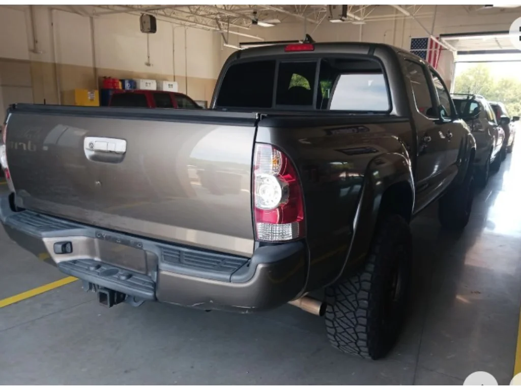 Used 2015 Pyrite Mica Toyota PreRunner image 2