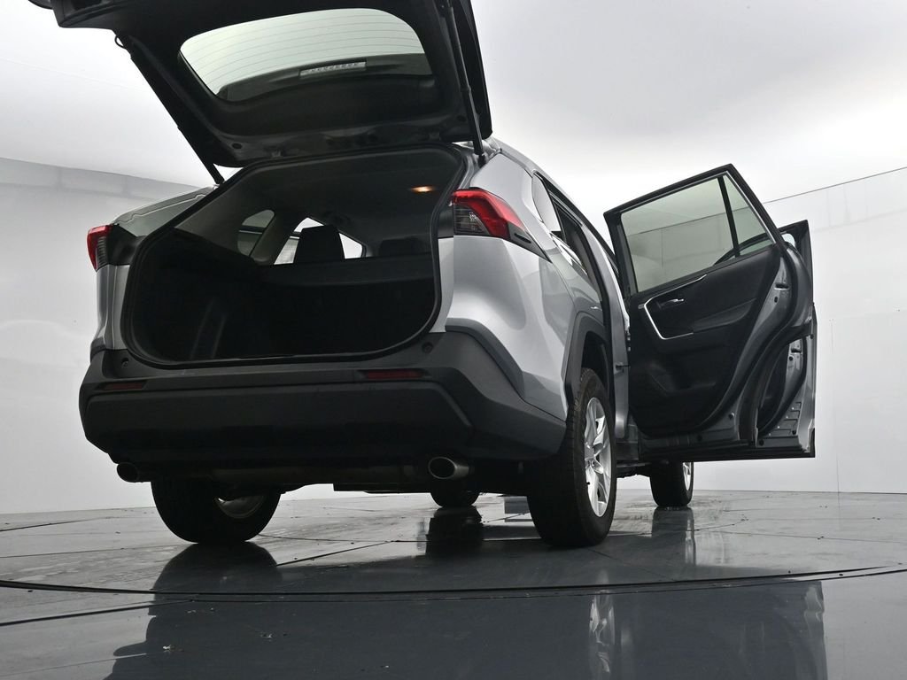 Used 2021 Silver Toyota XLE image 41