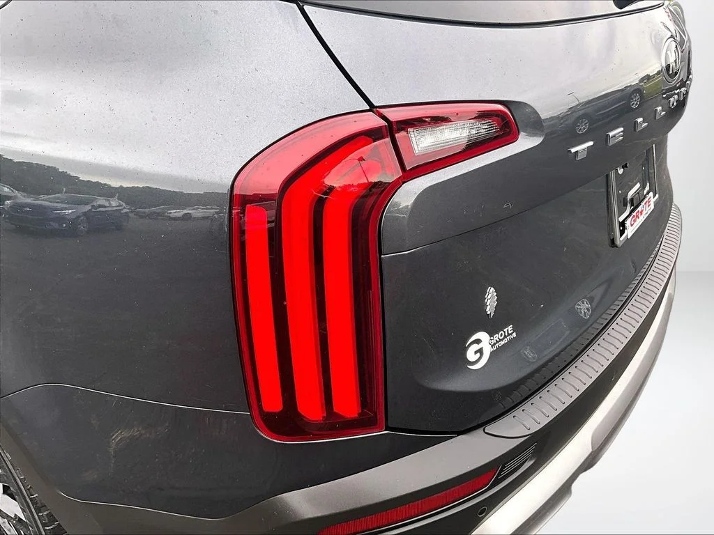 Used 2020 Gray Kia SX image 31