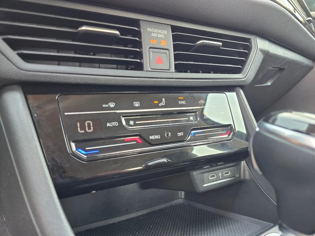 Used 2025 Deep Black Pearl Volkswagen S image 20