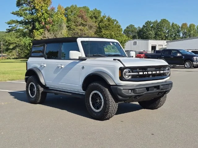 Used 2023 White Ford Outer Banks image 15