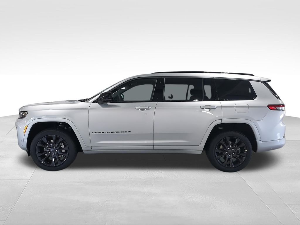 New 2026 Silver Jeep Limited Reserve image 5