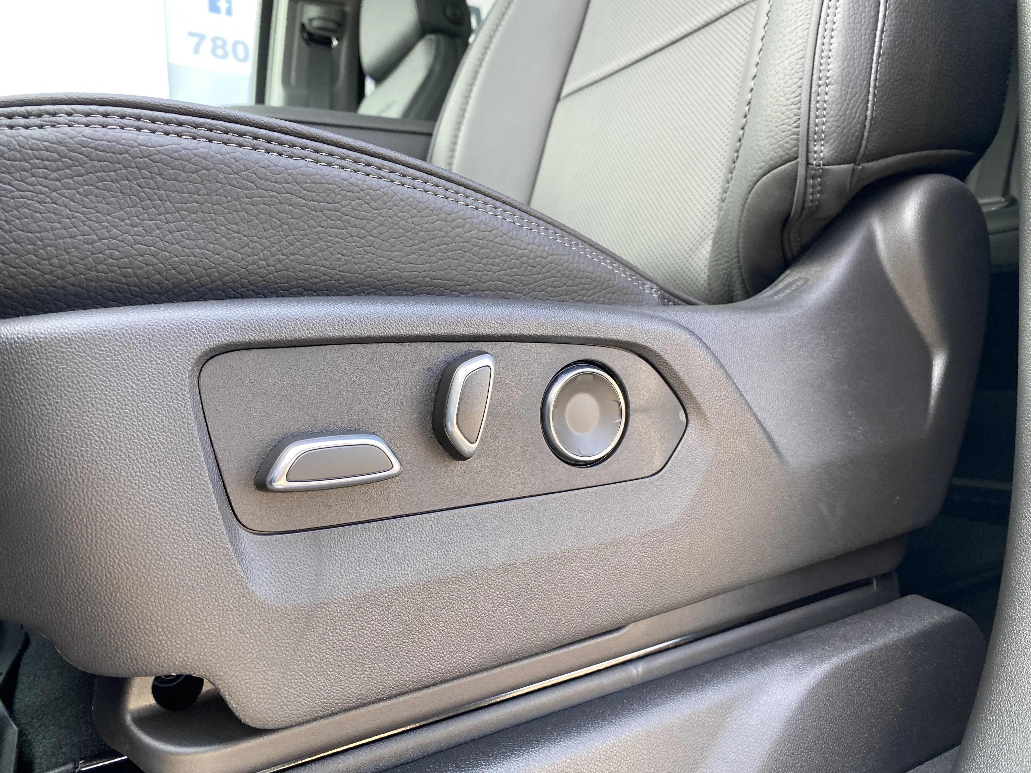 New 2026 GLACIER WHITE TRICOAT GMC Denali image 28