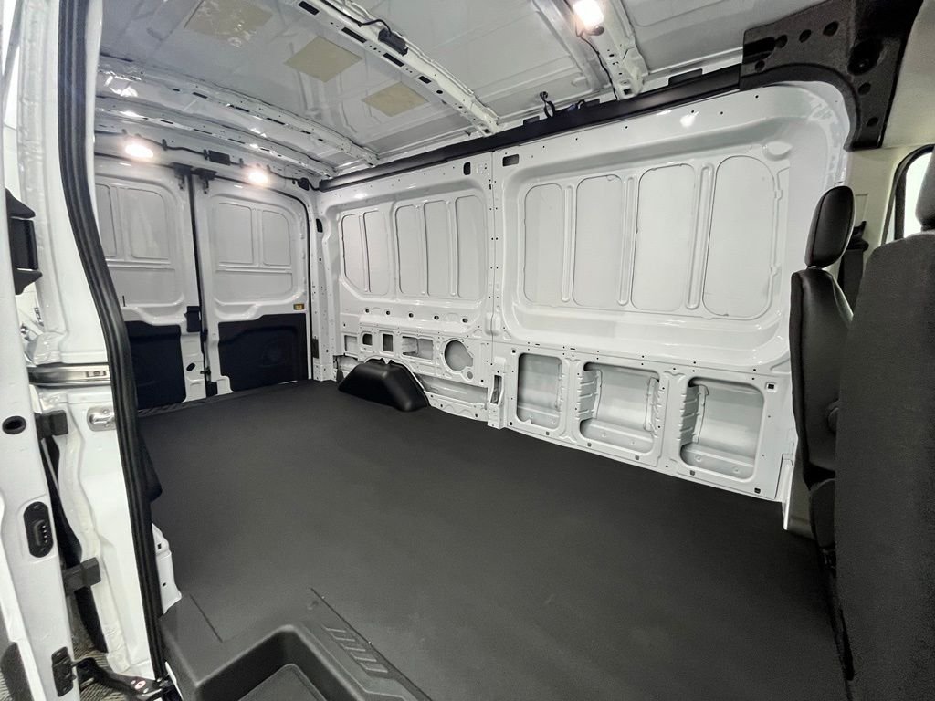 New 2026 White Ford Base image 35