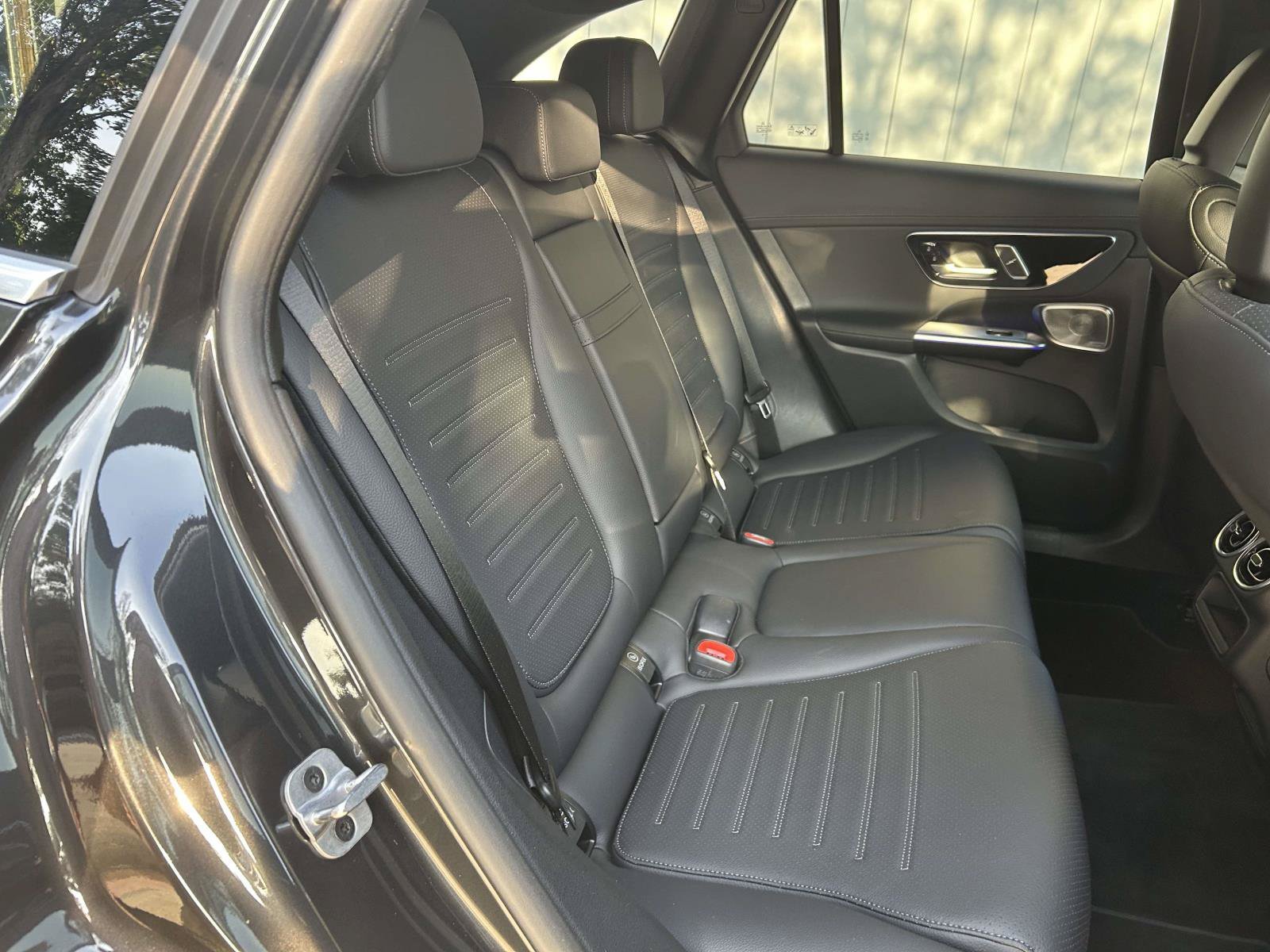 Certified Used 2025 Graphite Grey Metallic Mercedes-Benz GLC 350e 4MATIC® SUV image 44