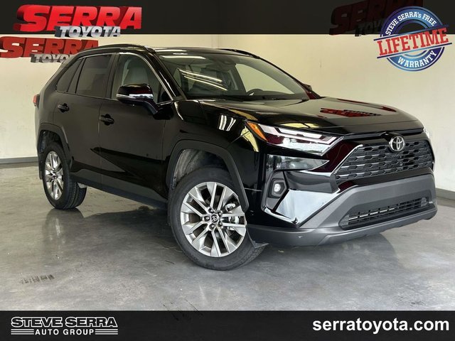 2025 Toyota RAV4 XLE Premium